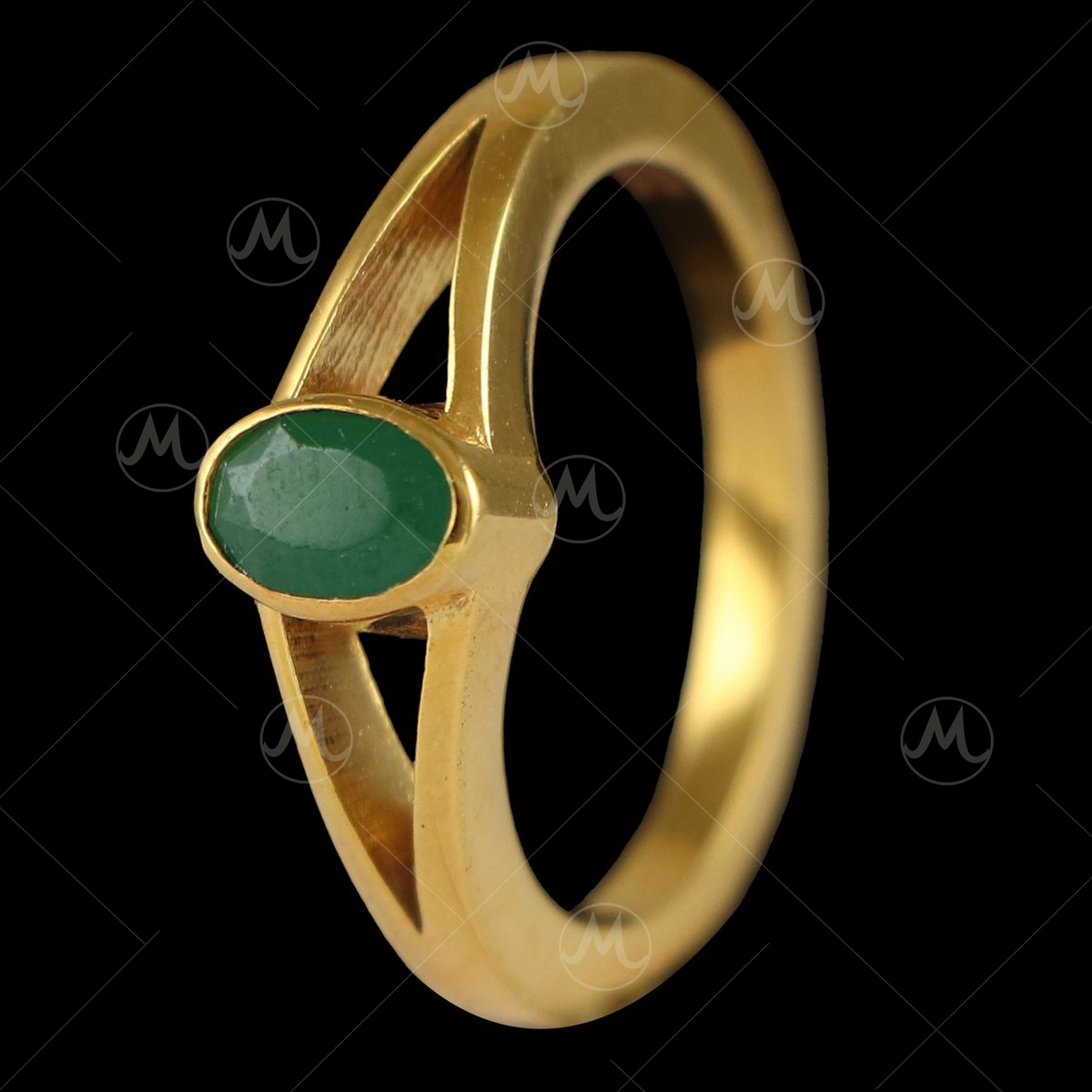 98 Green Gold Plated Panna Stone Rings, Brass at Rs 60/piece in Jaipur |  ID: 2851708446291